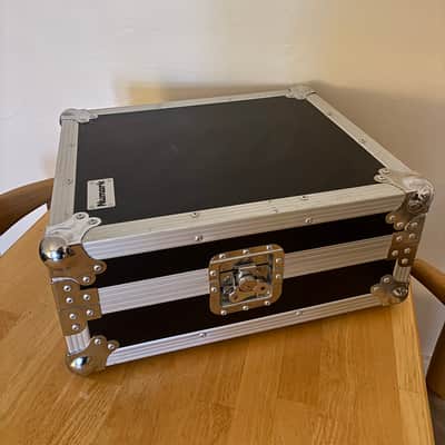 Pioneer CDJ 400’s with mixer & hard case image 5