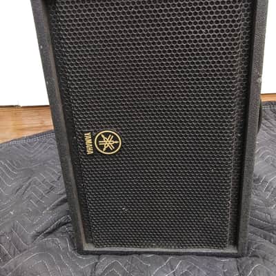 (Pair)Yamaha CM10V Club Concert Series 150w Passive Speaker Wedge Monitor 2003 - Present - Black image 2