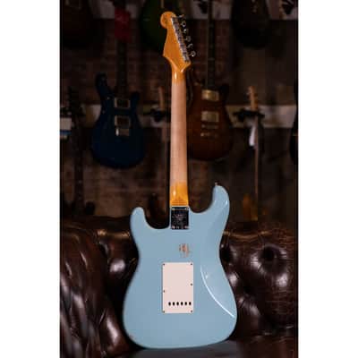 Fender Custom Shop Late 62 Strat Relic Faded Daphne Blue image 4