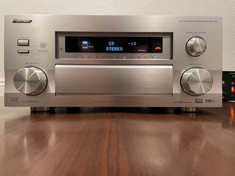 Pioneer VSA-530 ￥53,800(1989年10月発売) Pioneer VSX-530 5.1-channel home theater receiver with Bluetooth