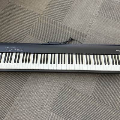 Roland FP-30X 88-Key Digital Portable Piano 2020 - Present - Black
