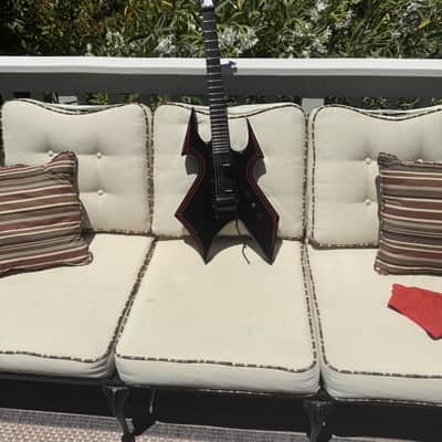 B.C. Rich WMD WARBEAST Neckthru 2007 - Korean MINT! Black/Red image 4