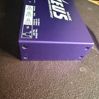 NuX NIP-Z10 Zeus Power Supply 2024 - Present - Purple image 3