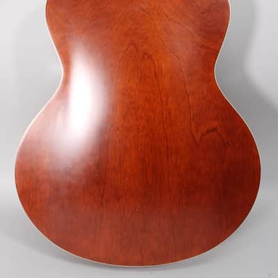 Godin 5th Avenue Kingpin Cognac Burst image 4