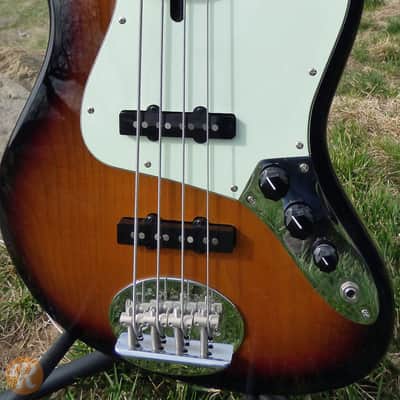Lakland Skyline 44-60 3-Tone Sunburst 2010