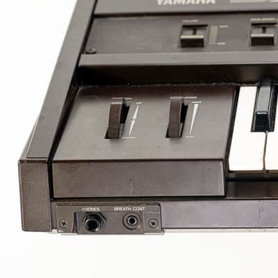 Yamaha DX7 FM Synthesizer – 61-Key – 120V Conversion – IEC Power image 10
