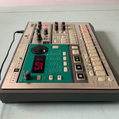 Korg Electribe-S ES-1 Rhythm Production Sampler 2000s - Silver image 4