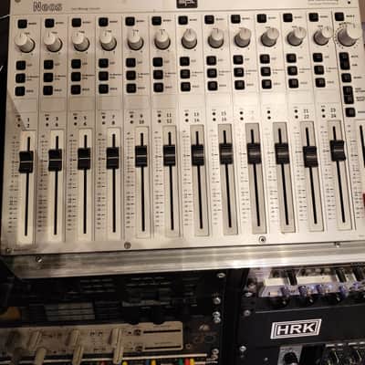SPL 1010 Neos 120V 24-Channel Mixer 2011 - 2015 - Silver image 2