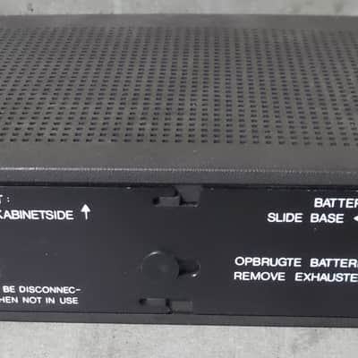 Vintage Bang and Olufsen Portable FM Radio Beolit 505 image 4