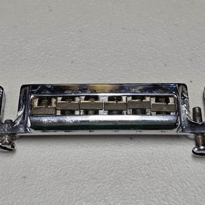 1970s Leo Quan Badass Wraparound Bridge image 1