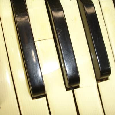 Francini Piano Accordion AS IS image 5
