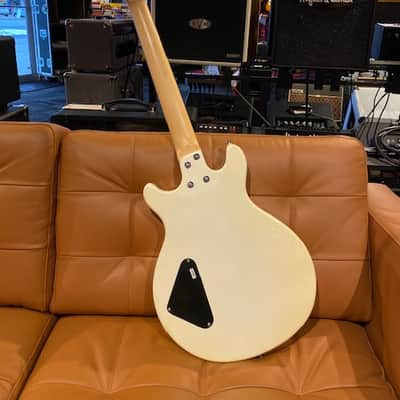Daisy Rock Retro-H 12ST - Semi-Hollow Electric 12 String Guitar image 5