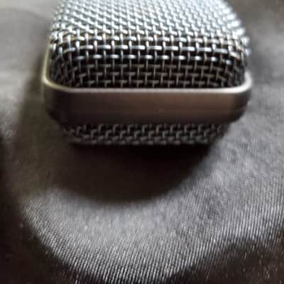Sennheiser e906 Supercardioid Dynamic Instrument Microphone 2004 - Present - Black image 5