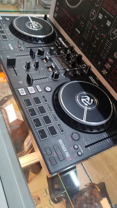 Numark MixTrack Pro FX DJ Controller 2020 - Present - Black image 1