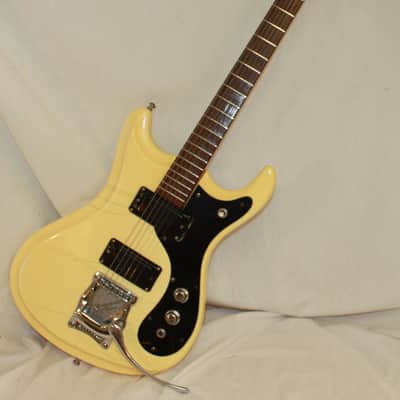 Mosrite Ventures Mark V Guitar 1966 White image 2