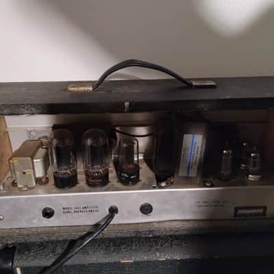 Silvertone Amp 1963 -1967 - Excellent image 1