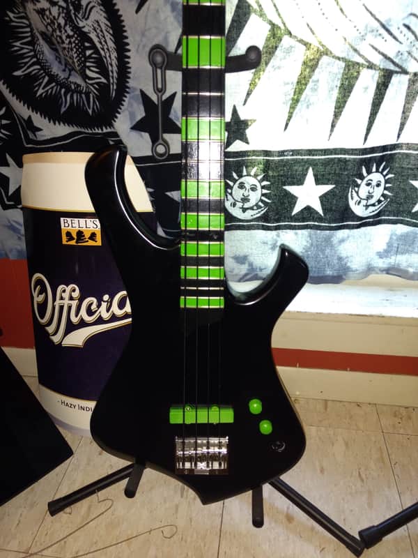Esh Peter Steele Stinger 1995 Black image 1