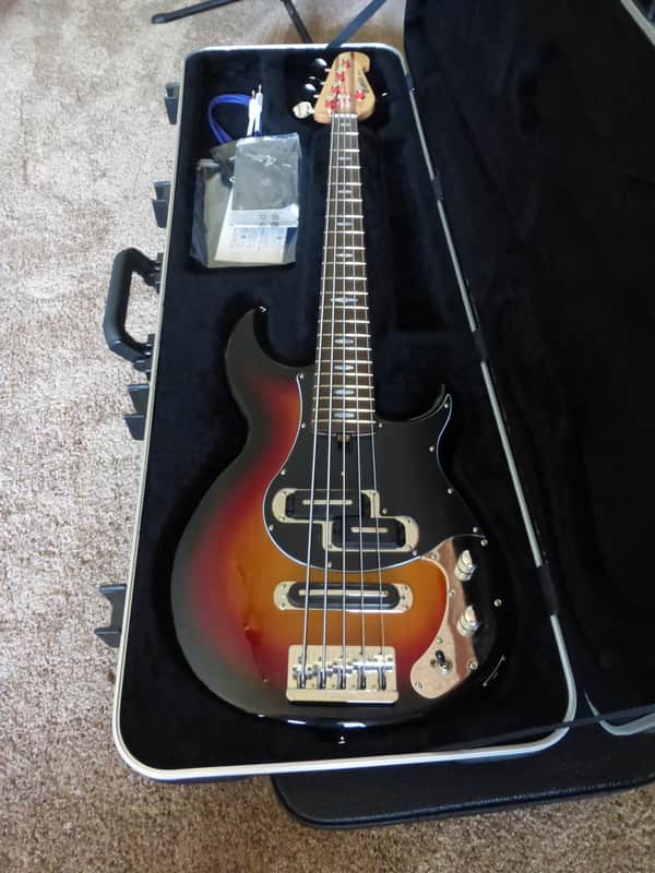 Brand New Yamaha BB2025x Vintage Sunburst | Reverb