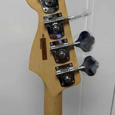 Fender Player Jazz Bass Fretless with Pau Ferro Fretboard - Polar White image 5