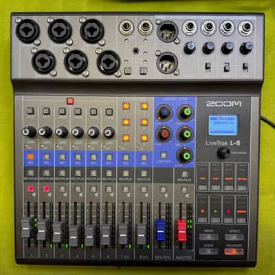 Zoom LiveTrak L-8 Digital Mixer / Recorder image 1