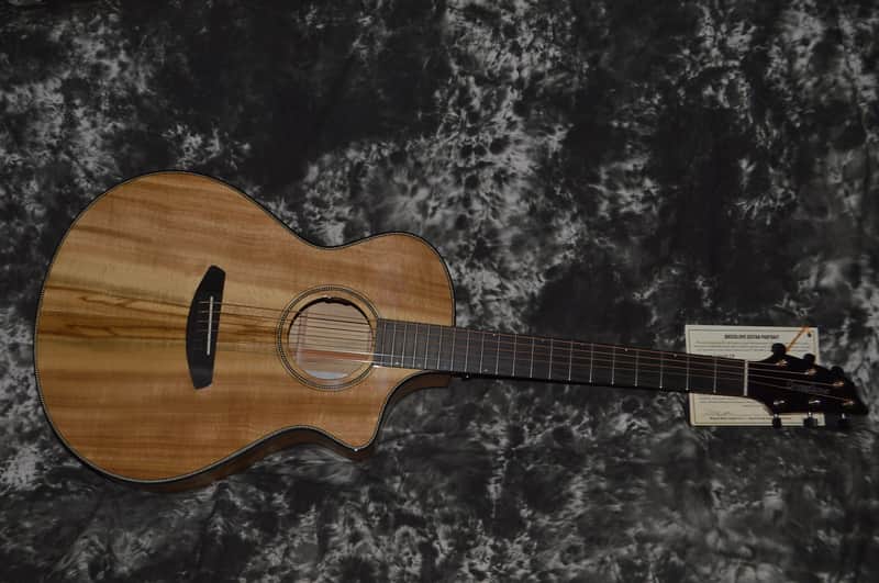 Breedlove Oregon Concert Myrtlewood ce 2024 - Natural image 1