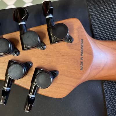 Sterling BY MUSIC MAN JP150D Cerulean Paradise image 4