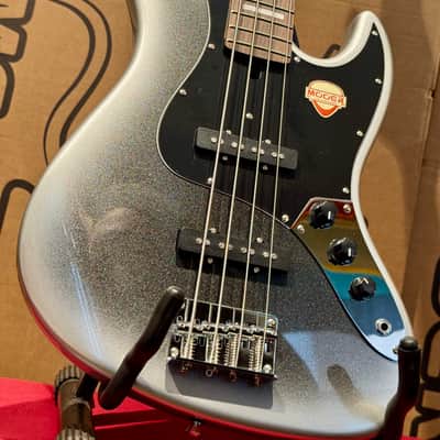 Immagine Mooer MBJ412 BASS DARK 4 Strings 2026 - DARK SILVER - 24