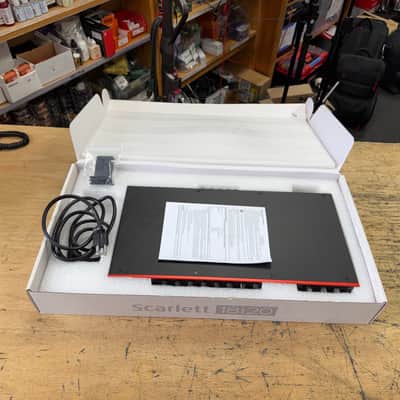 Focusrite Scarlett 18i20 3rd Gen USB Audio Interface with Original Box and Rack Ears image 2