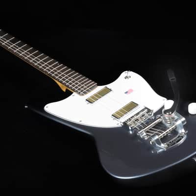 Harmony Silhouette Bigsby with Rosewood Fretboard - Slate image 4