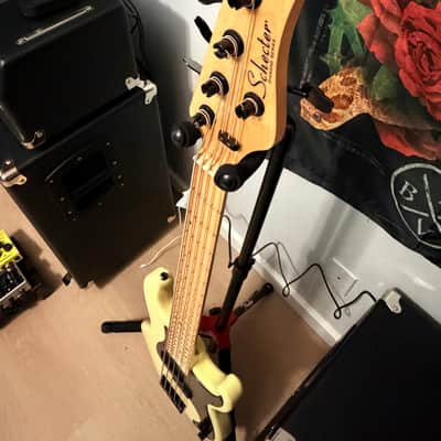 Schecter P-5 2022 - Present - Ivory image 3