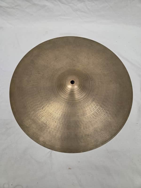 A. Zildjian 16" 1970s Thin Stamp Crash Cymbal - 1,010g (245-20) image 1