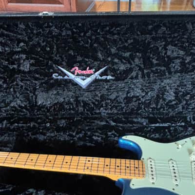Fender Custom Shop Custom Deluxe Stratocaster 2009 Lake Placid Blue image 8