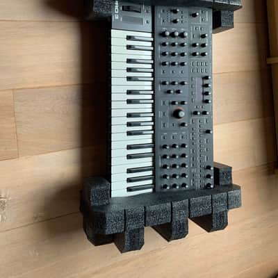 Sequential Pro 3 37-Key 3-Voice Monophonic / Paraphonic Synthesizer 2020 - Present - Black image 2