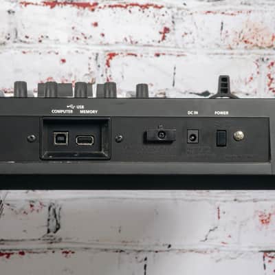 Roland Juno DS-61 61-Key Synthesizer USED image 3