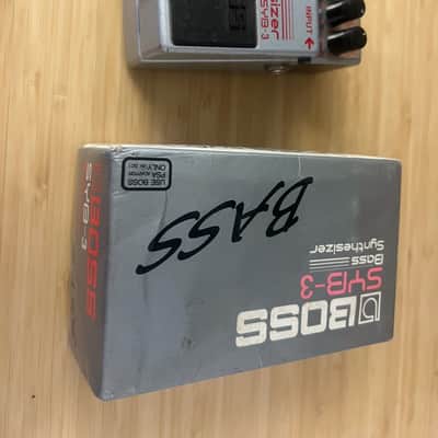 Boss SYB-3 Bass Synthesizer (Pink or Dark Gray Label) 1996 - 2001 - Silver image 4