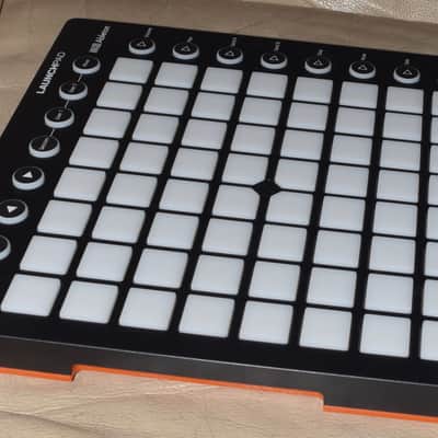 Novation Launchpad MKII Pad Controller - Black image 5
