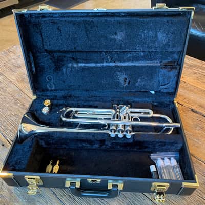 Yamaha YTR-5335GSAL Allegro Bb Trumpet 2010s - Silver image 3