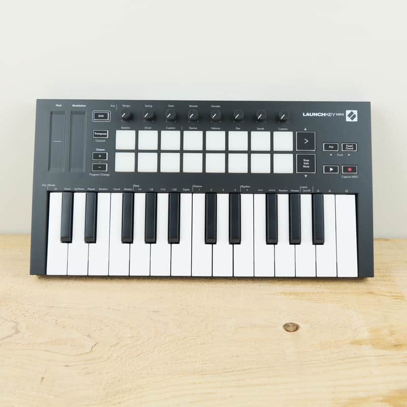 Immagine Novation Launchkey Mini Mk3 - 1