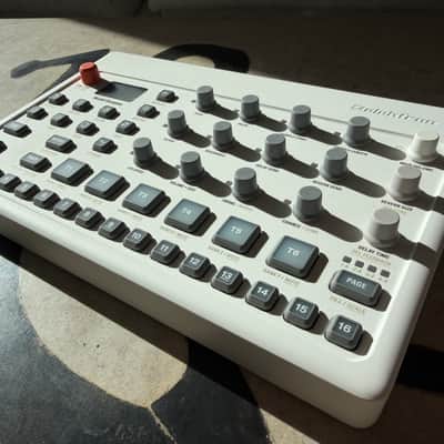 Elektron Model:Samples - Mint, Very Lightly Used, Complete Original Box & Accessories image 2