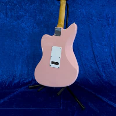 G & L Tribute Series - Pink image 2