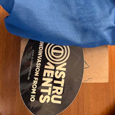 IO Instruments Himalia Multi Sound Source Module 2020 - Blue image 2