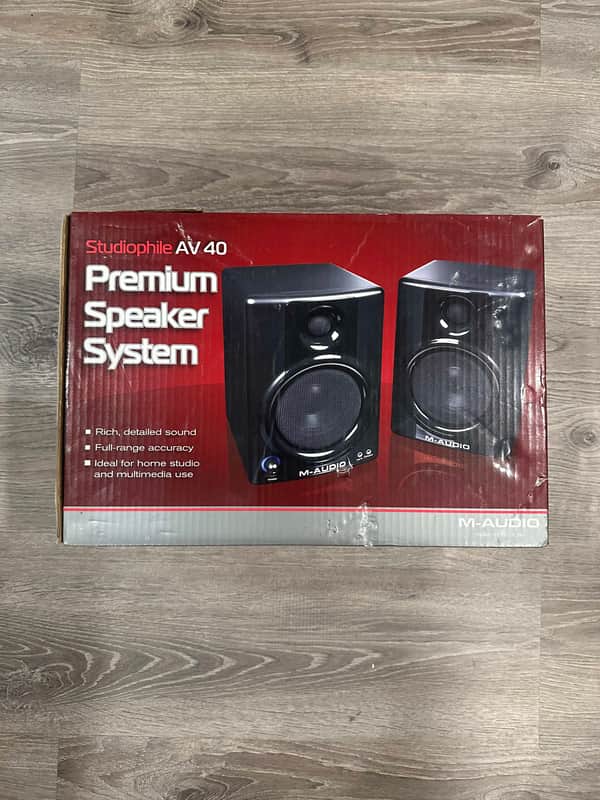 M-Audio AV40 Desktop Speakers (Pair) 2010s - Black image 1