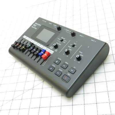 Zoom R12 Portable Digital Multitrack Recorder image 3