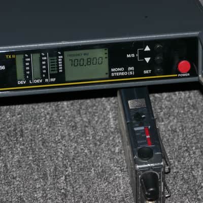 Sennheiser Stereo Transmitter SR3506 and 2 Stereo Receivers image 3