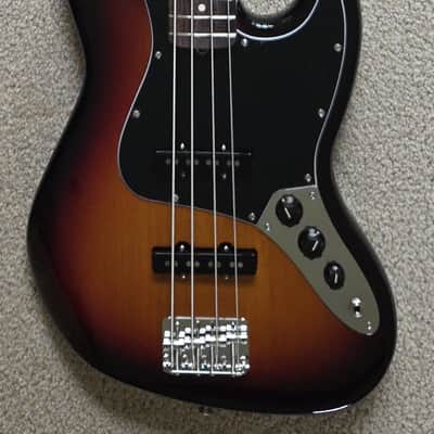 Fender American Performer Jazz Bass Guitar, 3-Color Sunburst, New Gig Bag image 2