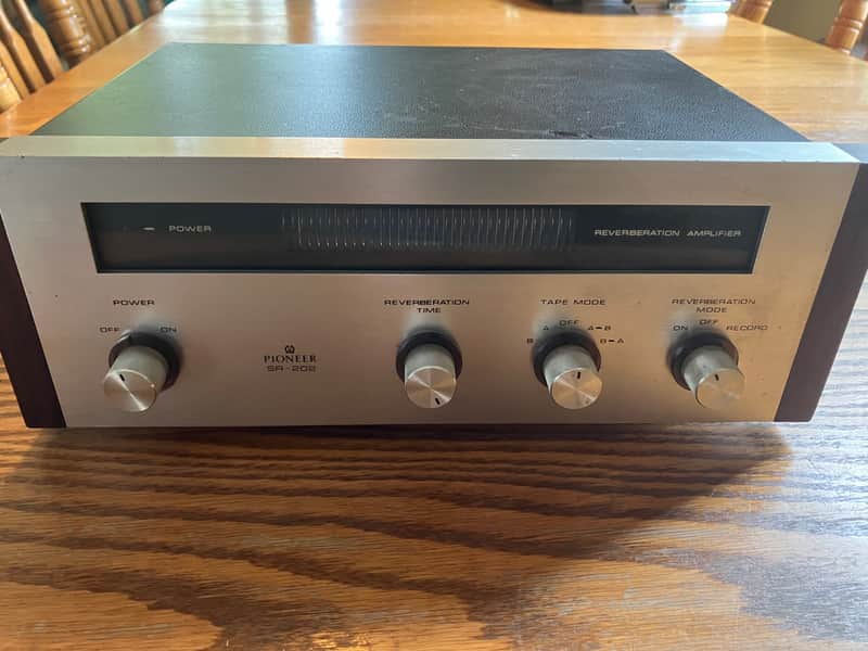 Pioneer SR-202 Reverb Amplifier 1969 - 1972 - Silver image 1