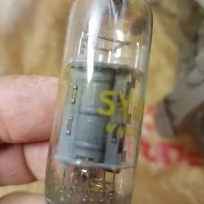 Sylvania ONE (1) 12BH7A tNOS AT1000 TESTED Balanced! PI Vacuum Tube grey plate 12BH7 dual triode 1959-1964 image 1
