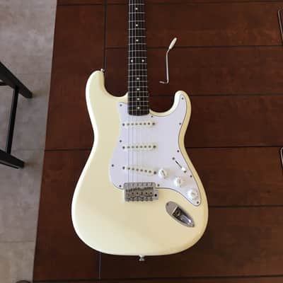 Fender Stratocaster 1989 Made in Japan MIJ Vintage White image 1