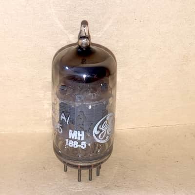 1973 GE 7025 12AX7 Tube, Low Noise 12AX7 Tube for Fender, Tested, NOS image 3