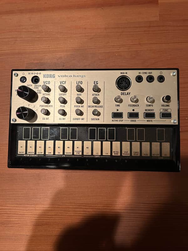 Korg Volca Keys Analog Loop Synthesizer 2013 - Present - Gold/Black